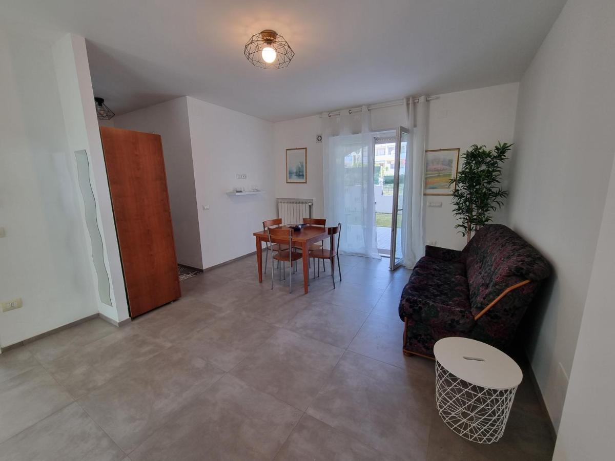 Spalato Beach Place Васто Екстер'єр фото